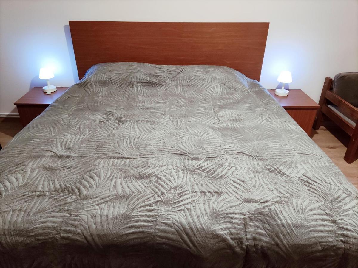 Renovated 1 Bedroom With King Size Bed In Kentron Ereván Exterior foto